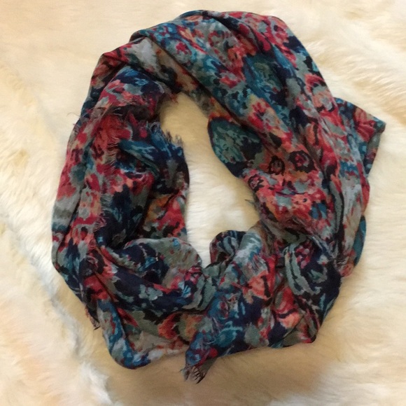 Accessories - Gorgeous Colorful Scarf